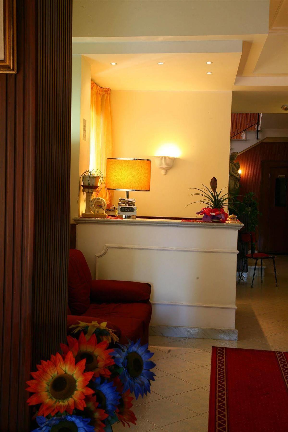 פיוג'י Hotel Eliseo מראה חיצוני תמונה